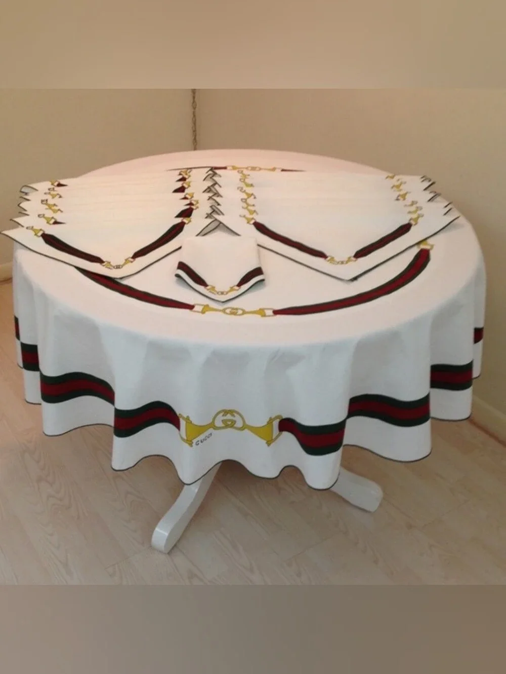 Gucci Tablecloth with Napkins